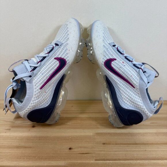 Nike Air Vapormax 2021 FK Flyknit shoes youth 6Y Women 7.5 Grey Hot Fuchsia - Picture 7 of 8